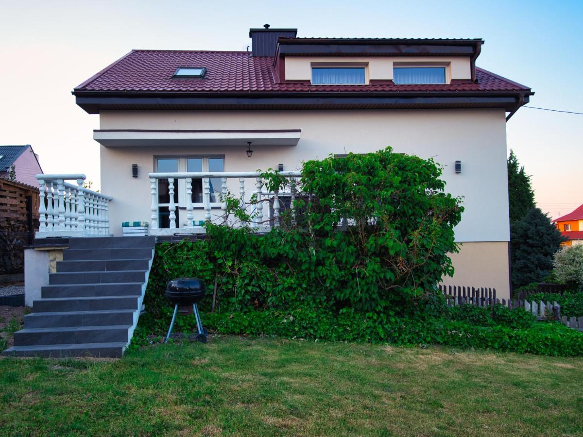 Dom Wakacyjny Na Tulipanowej W Chmielnie Chmielno Exterior photo